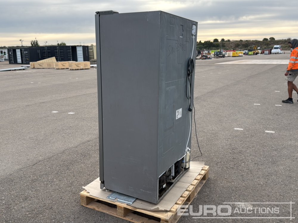 Samsung Double Door Refrigerator - Строительное оборудование: фото 4 Samsung Double Door Refrigerator - Строительное оборудование: фото 4