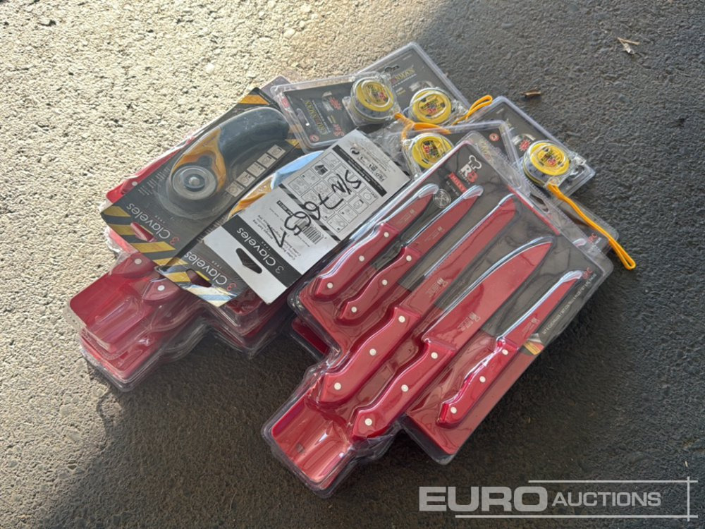 Set of 3m Steal Measuring Tape (4 of), Rotary Cutter (4 of), 6pcs Knife Set (4 of) - Строительное оборудование: фото 4 Set of 3m Steal Measuring Tape (4 of), Rotary Cutter (4 of), 6pcs Knife Set (4 of) - Строительное оборудование: фото 4