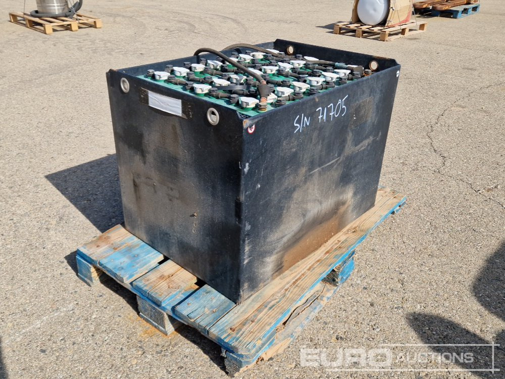 Set of Batteries to suit Electric Forklift - Аккумулятор для Электропогрузчиков: фото 1 Set of Batteries to suit Electric Forklift - Аккумулятор для Электропогрузчиков: фото 1