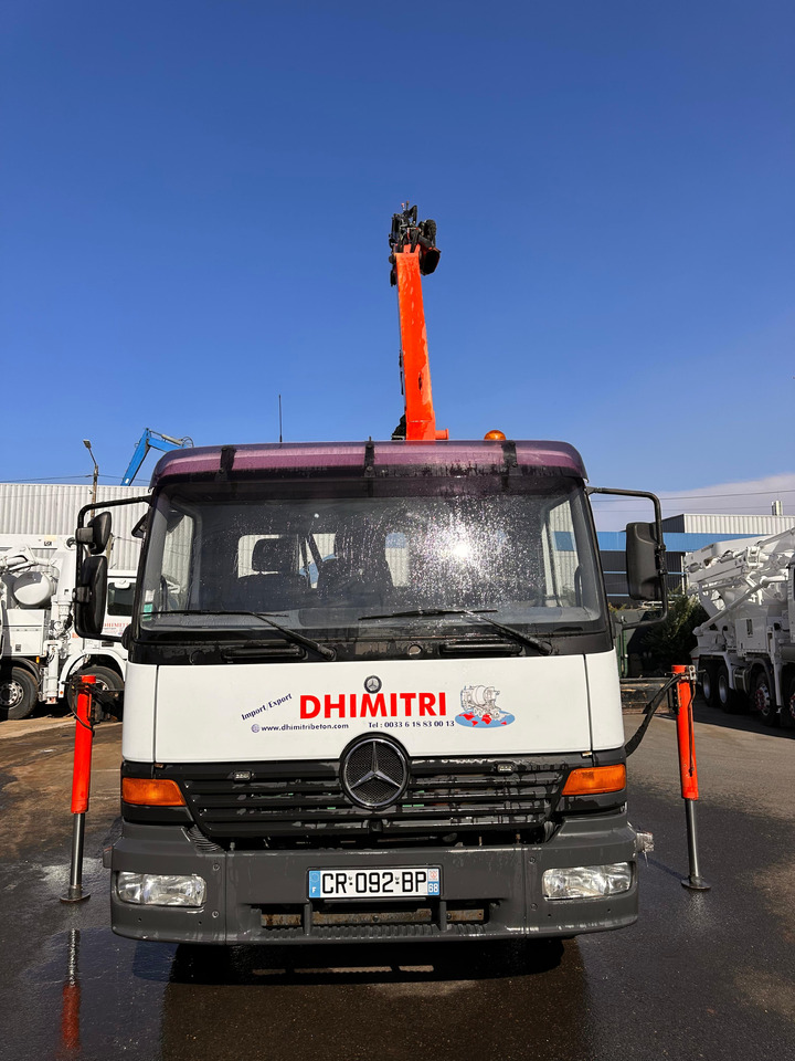 Camion bénne Mercedes Benz MP1 CR-092-BP - Самосвал, Автоманипулятор: фото 1 Camion bénne Mercedes Benz MP1 CR-092-BP - Самосвал, Автоманипулятор: фото 1