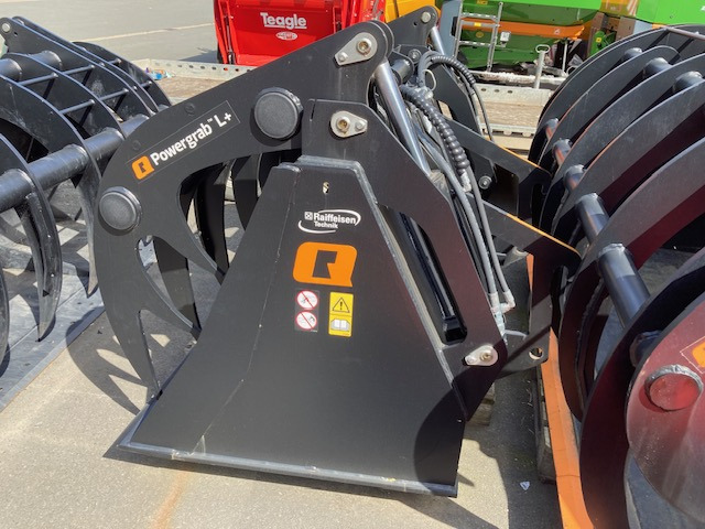 Alö Powergrab L 240 für Cargo 740 - Фронтальный погрузчик для трактора: фото 2 Alö Powergrab L 240 für Cargo 740 - Фронтальный погрузчик для трактора: фото 2