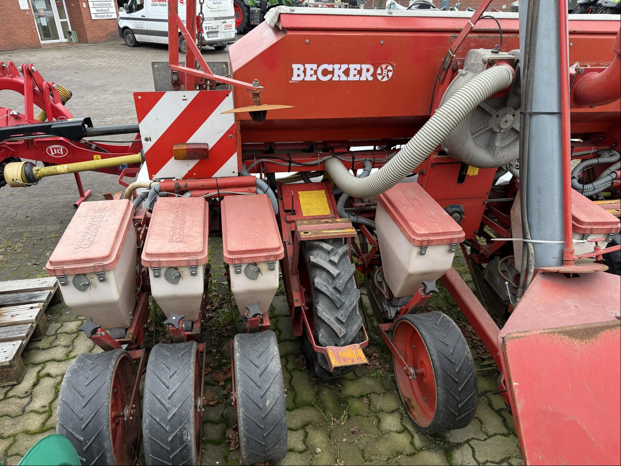 Becker Aeromat T 8-Reihig - Сеялка: фото 4 Becker Aeromat T 8-Reihig - Сеялка: фото 4