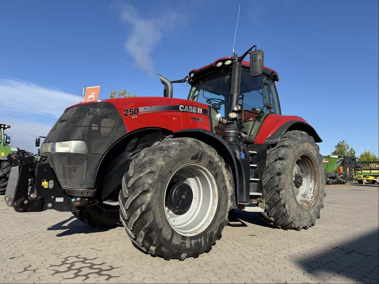 Case IH CVX 310 - Трактор: фото 1 Case IH CVX 310 - Трактор: фото 1