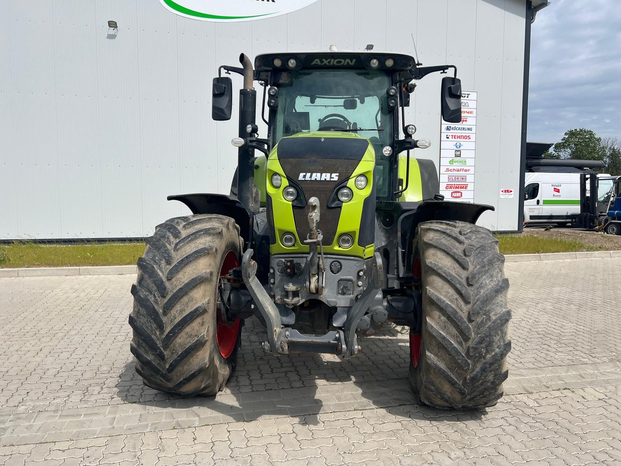 Claas Axion 870 CMatic - Трактор: фото 4 Claas Axion 870 CMatic - Трактор: фото 4