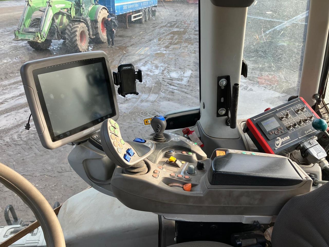Deutz-Fahr 9340 TTV - Трактор: фото 1 Deutz-Fahr 9340 TTV - Трактор: фото 1