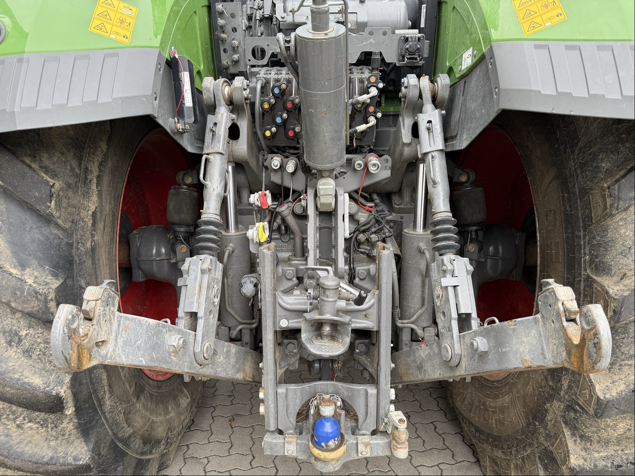 Fendt 1042 Vario Gen2 ProfiPlus - Трактор: фото 3 Fendt 1042 Vario Gen2 ProfiPlus - Трактор: фото 3