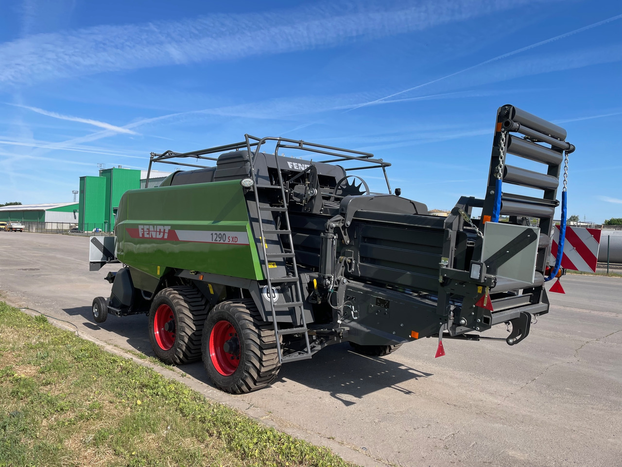 Fendt 1290 XD Cutter Quaderballenpre - Пресс-подборщик тюковый: фото 3 Fendt 1290 XD Cutter Quaderballenpre - Пресс-подборщик тюковый: фото 3