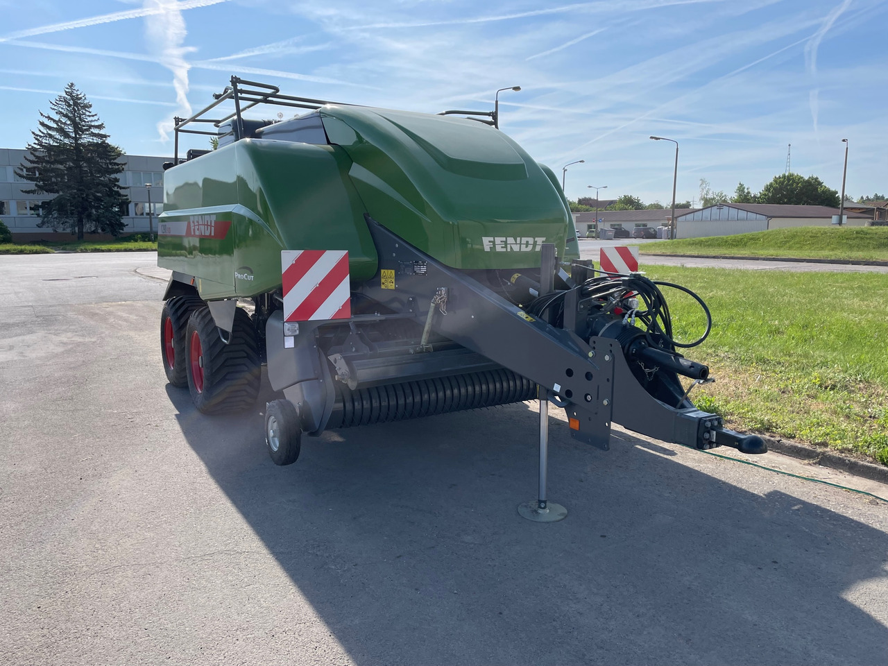 Fendt 1290 XD Cutter Quaderballenpre - Пресс-подборщик тюковый: фото 4 Fendt 1290 XD Cutter Quaderballenpre - Пресс-подборщик тюковый: фото 4