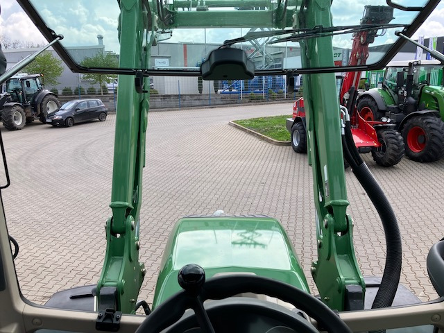 Fendt 313 Vario S4 Profi - Трактор: фото 4 Fendt 313 Vario S4 Profi - Трактор: фото 4