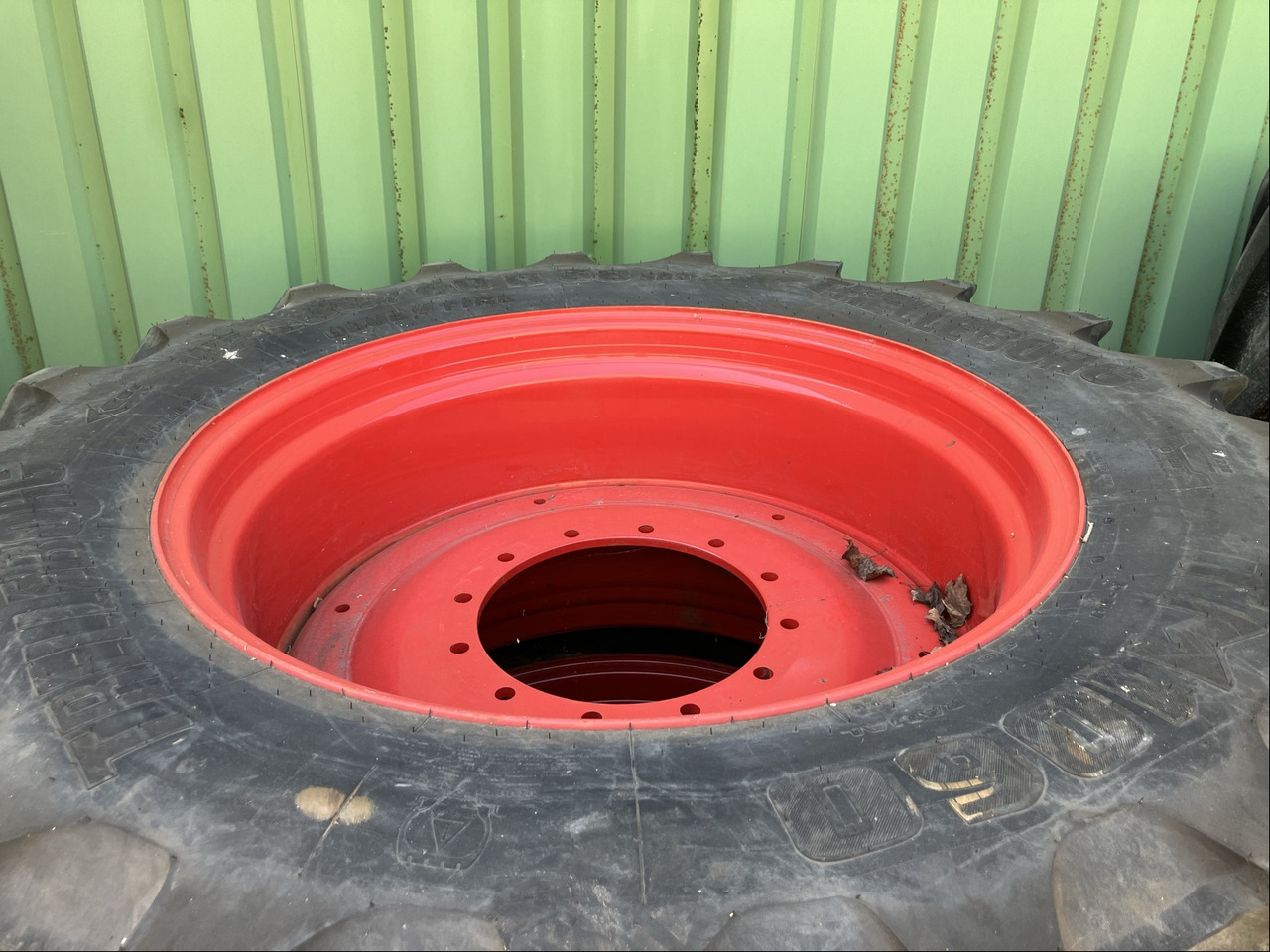 Fendt 650/60R38 750/70R44 - Шины и диски: фото 3 Fendt 650/60R38 750/70R44 - Шины и диски: фото 3