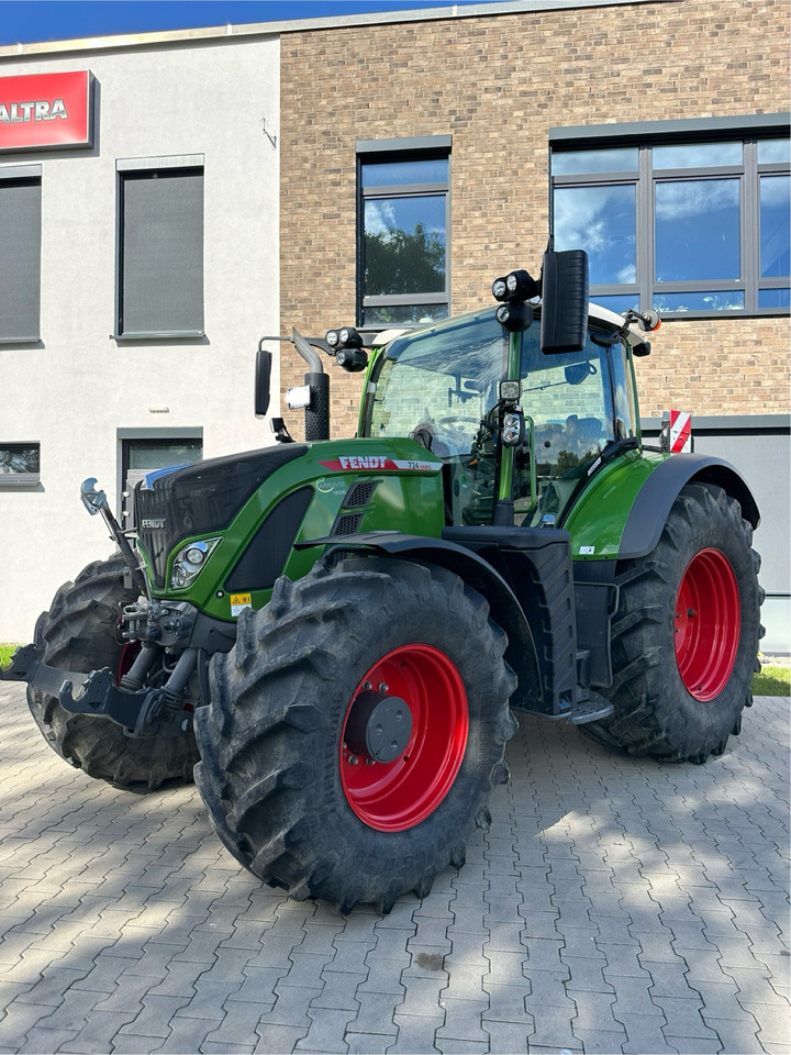 Fendt 724 Gen6 ProfiPlus - Трактор: фото 1 Fendt 724 Gen6 ProfiPlus - Трактор: фото 1