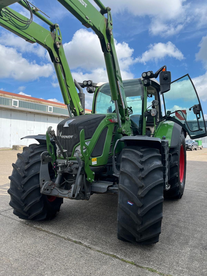 Трактор Fendt 724 Vario Gen6 ProfiPlus: фото 1