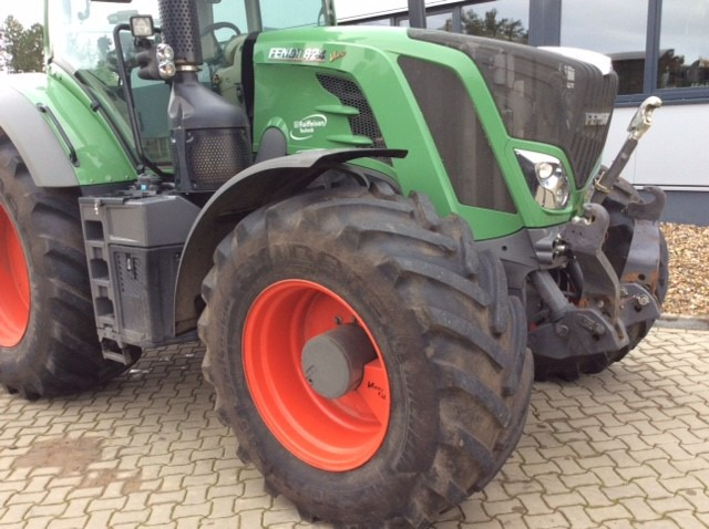 Fendt 824 Vario S4 Profi - Трактор: фото 4 Fendt 824 Vario S4 Profi - Трактор: фото 4