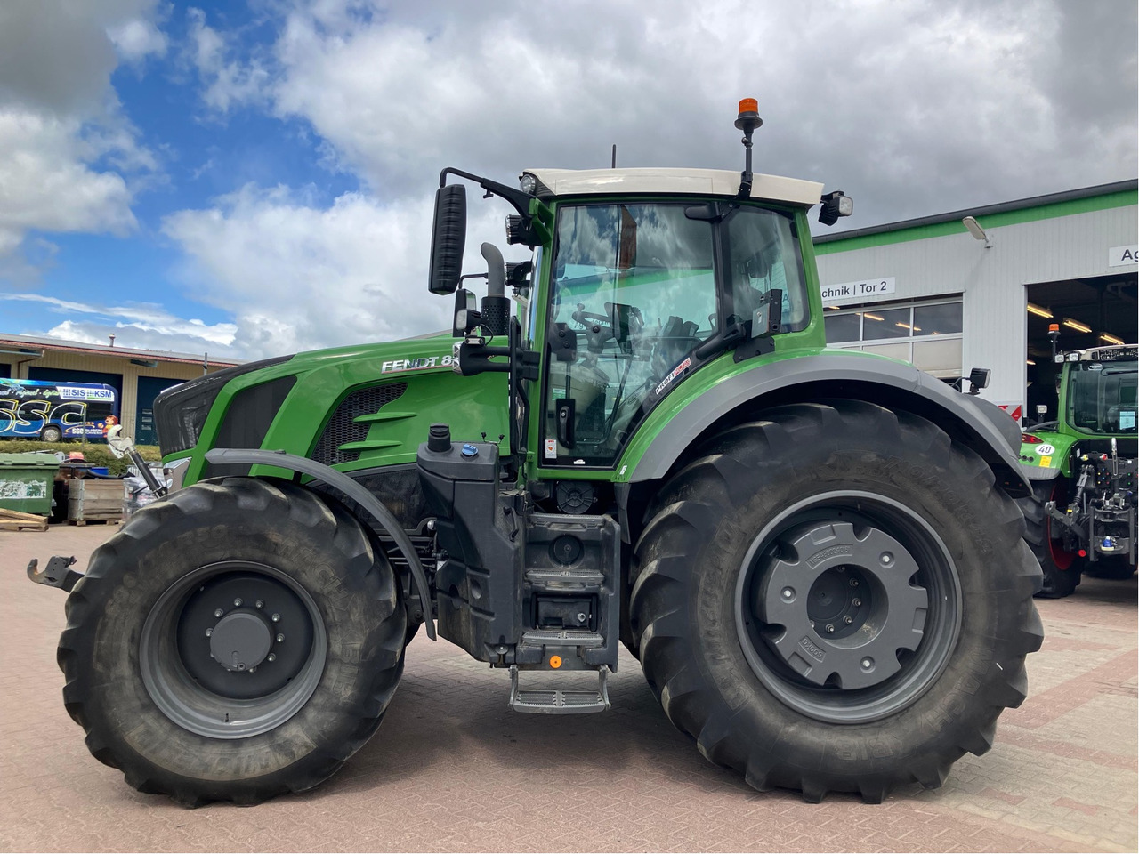 Fendt 828 Vario S4 ProfiPlus - Трактор: фото 5 Fendt 828 Vario S4 ProfiPlus - Трактор: фото 5