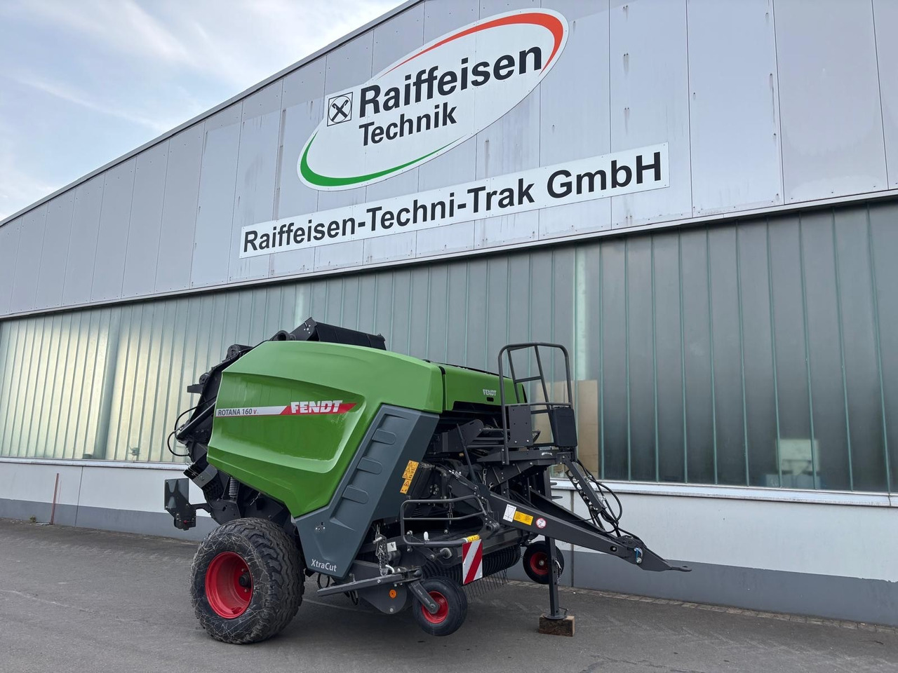 Fendt Rotana 160 V Xtra - 25 Messer - Техника для сенозаготовки: фото 1 Fendt Rotana 160 V Xtra - 25 Messer - Техника для сенозаготовки: фото 1