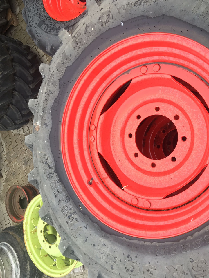 Fendt Trelleborg 480/70R42 14.9R30 - Шины и диски: фото 3 Fendt Trelleborg 480/70R42 14.9R30 - Шины и диски: фото 3