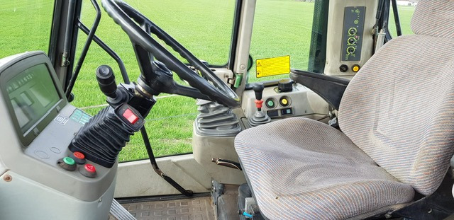 Fendt Xylon 520 - Трактор: фото 2 Fendt Xylon 520 - Трактор: фото 2