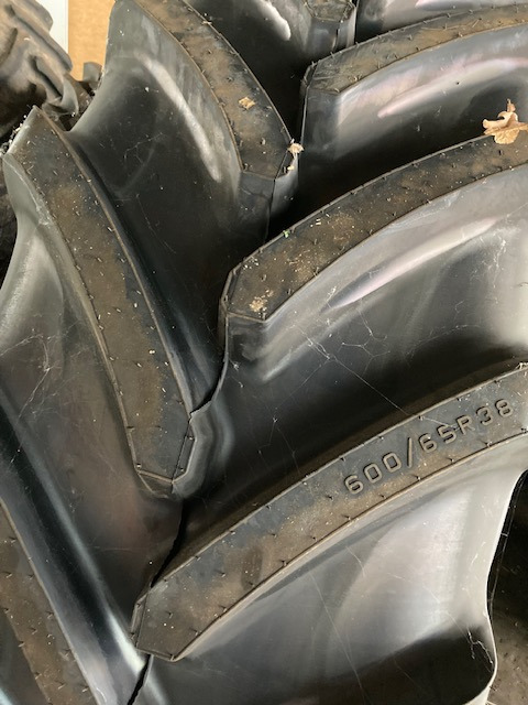 Grasdorf Bridgestone 600/65R38 - Шины и диски: фото 4 Grasdorf Bridgestone 600/65R38 - Шины и диски: фото 4