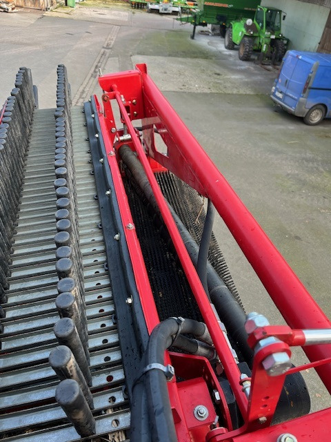 Grimme Kartoffelroder EVO 290 - Комбайн: фото 3 Grimme Kartoffelroder EVO 290 - Комбайн: фото 3