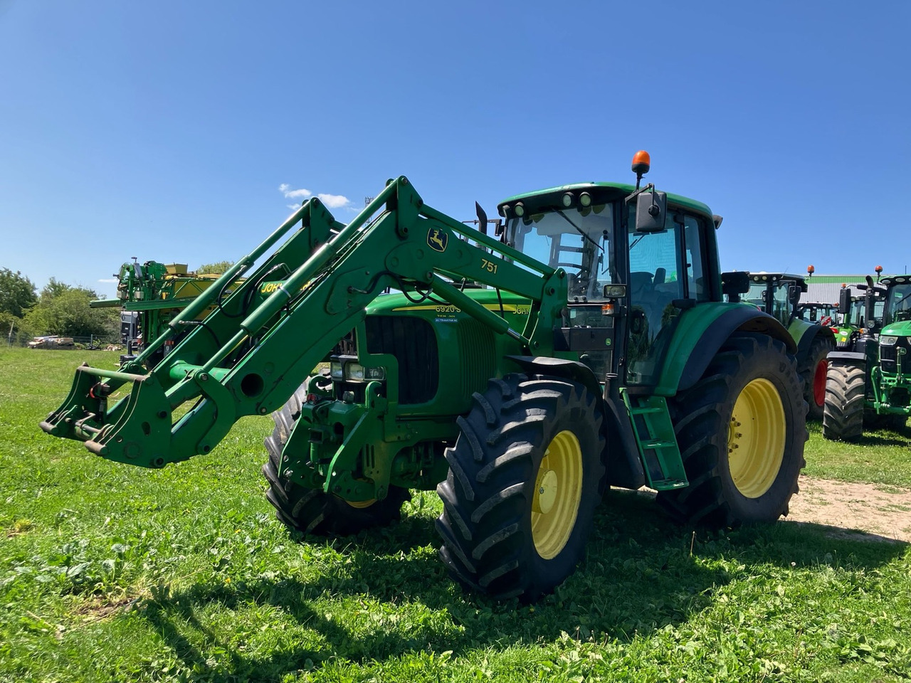 John Deere 6920S AutoPower - Трактор: фото 1 John Deere 6920S AutoPower - Трактор: фото 1