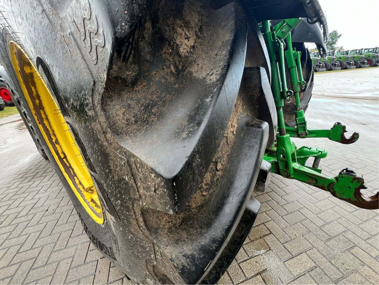 Трактор John Deere 7290R: фото 10