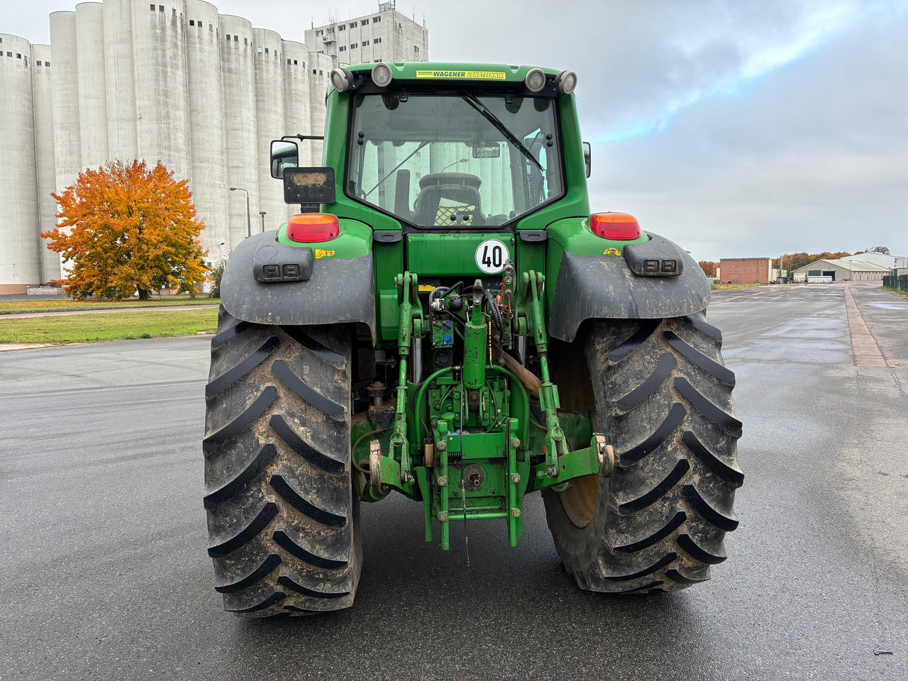 John Deere 7430 - Трактор: фото 5 John Deere 7430 - Трактор: фото 5