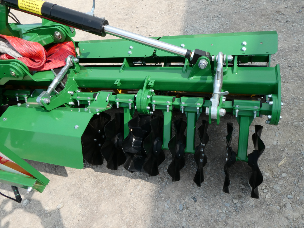 Kerner X-Cut Solo 450 - Полевой каток: фото 2 Kerner X-Cut Solo 450 - Полевой каток: фото 2