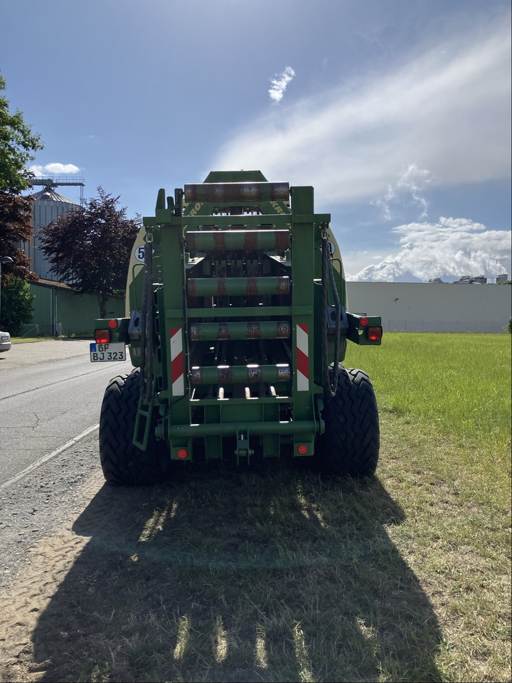 Krone Big Pack 890 XC - Пресс-подборщик тюковый: фото 4 Krone Big Pack 890 XC - Пресс-подборщик тюковый: фото 4