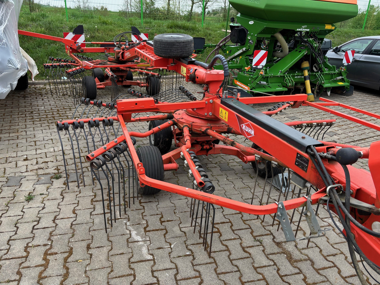 Kuhn Schwader 6632 - Сеноворошилка: фото 4 Kuhn Schwader 6632 - Сеноворошилка: фото 4