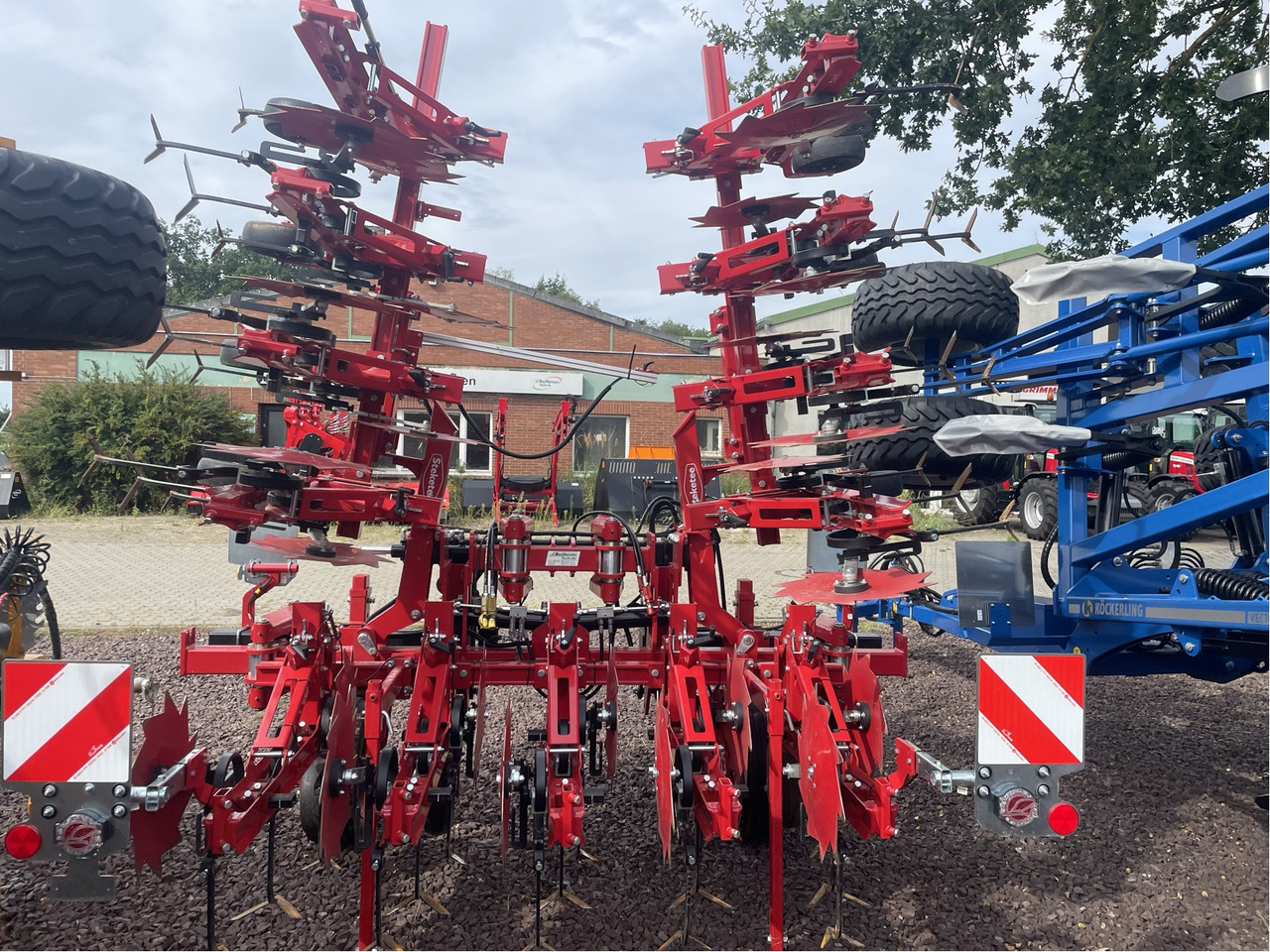 Lemken EC Weeder - Свеклоуборочный комбайн: фото 1 Lemken EC Weeder - Свеклоуборочный комбайн: фото 1