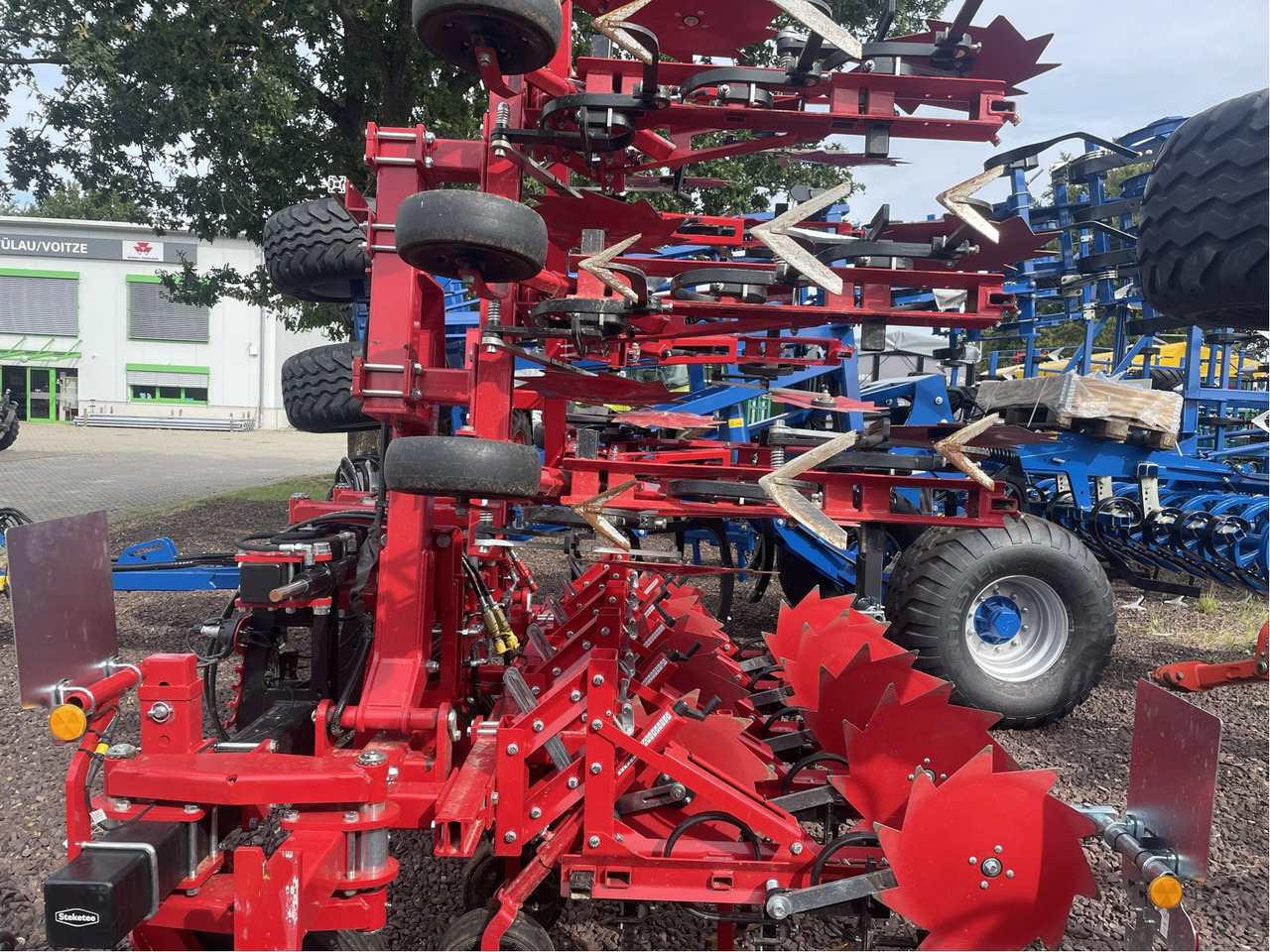 Lemken EC Weeder - Свеклоуборочный комбайн: фото 3 Lemken EC Weeder - Свеклоуборочный комбайн: фото 3