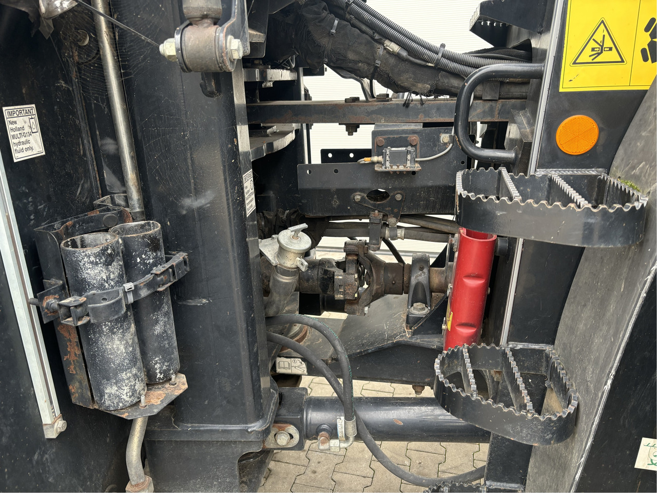 New Holland T9.560 - Трактор: фото 4 New Holland T9.560 - Трактор: фото 4