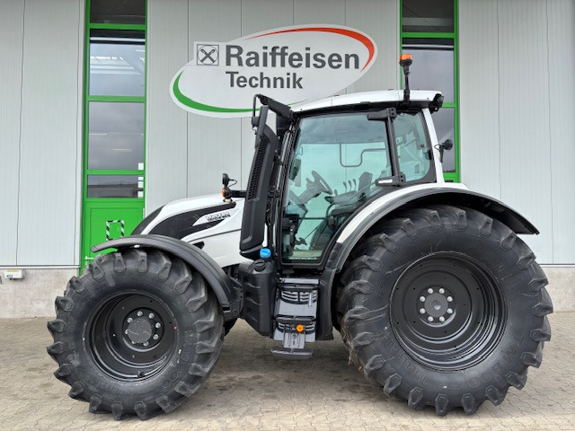 Новый Трактор Valtra N155 EA: фото 1