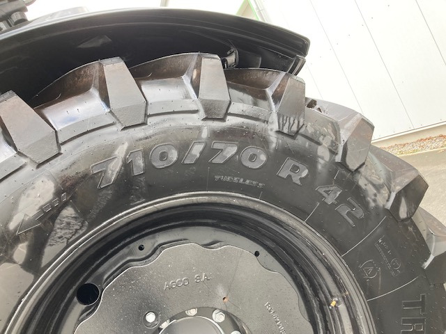Трактор Valtra Q265: фото 9