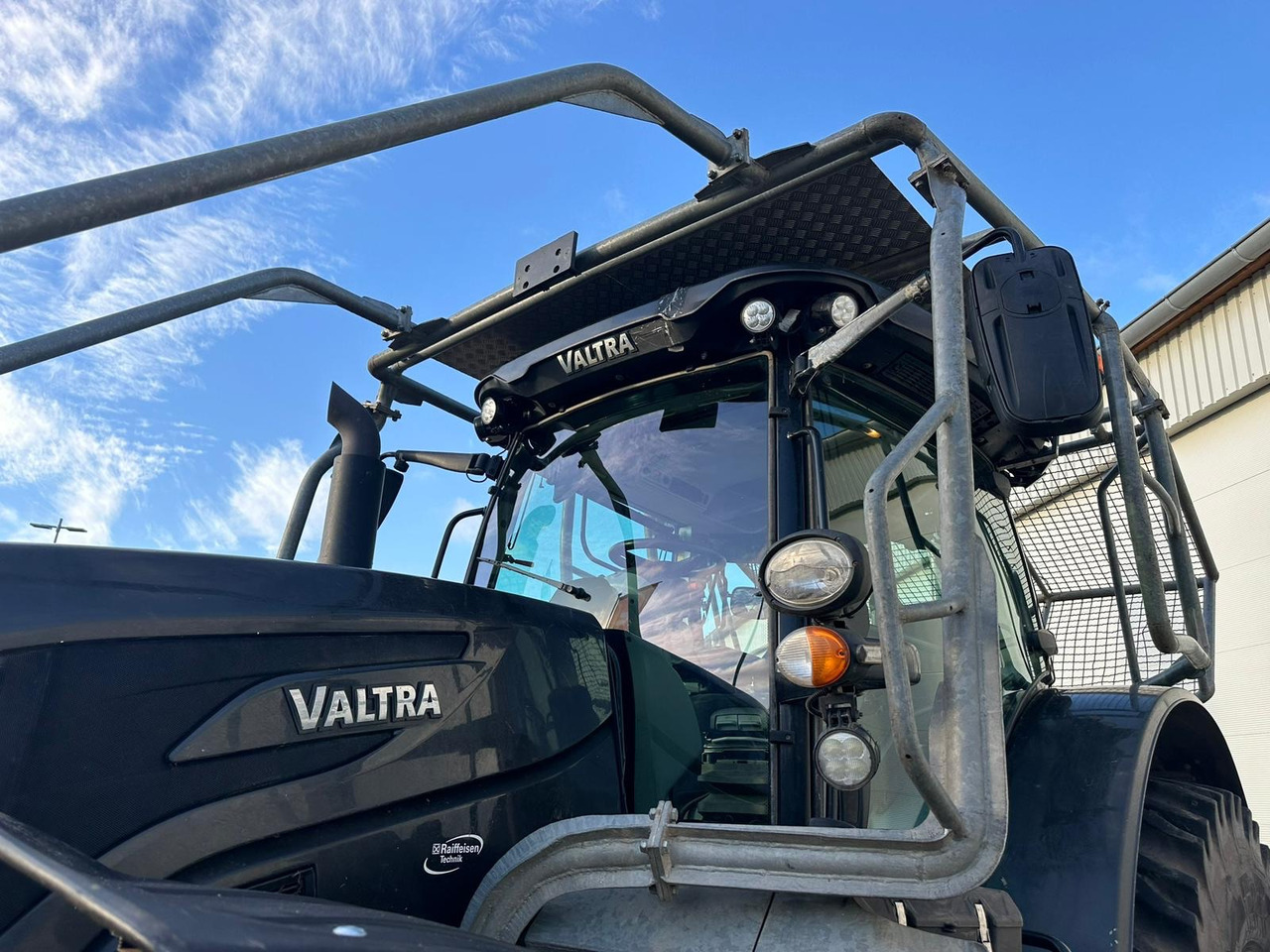Valtra S 374 - Трактор: фото 3 Valtra S 374 - Трактор: фото 3