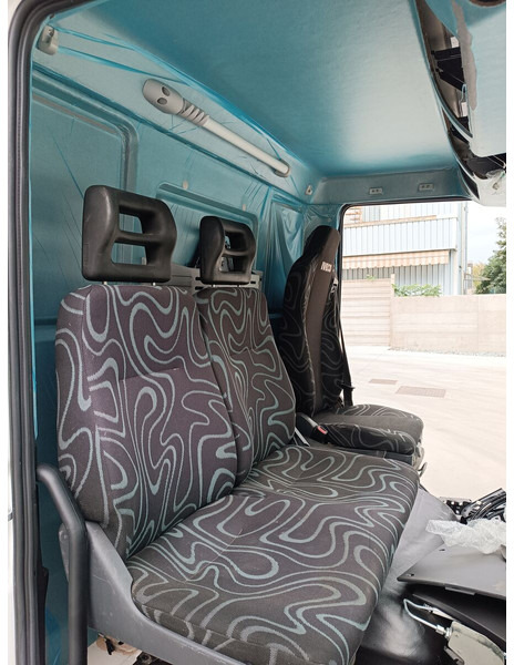 Iveco Eurocargo Euro 6 - Кабина и интерьер для Грузовиков: фото 5 Iveco Eurocargo Euro 6 - Кабина и интерьер для Грузовиков: фото 5