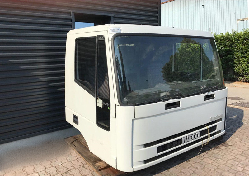Iveco Eurotech - Eurotrakker Euro 3 - Кабина и интерьер для Грузовиков: фото 3 Iveco Eurotech - Eurotrakker Euro 3 - Кабина и интерьер для Грузовиков: фото 3