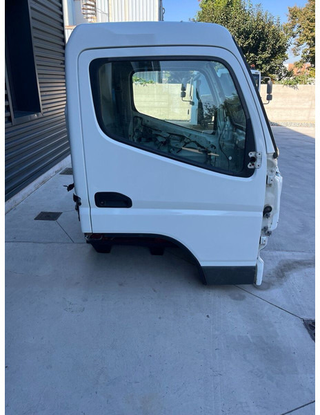 Mitsubishi CANTER S TYPE MODEL - Кабина и интерьер для Грузовиков: фото 5 Mitsubishi CANTER S TYPE MODEL - Кабина и интерьер для Грузовиков: фото 5