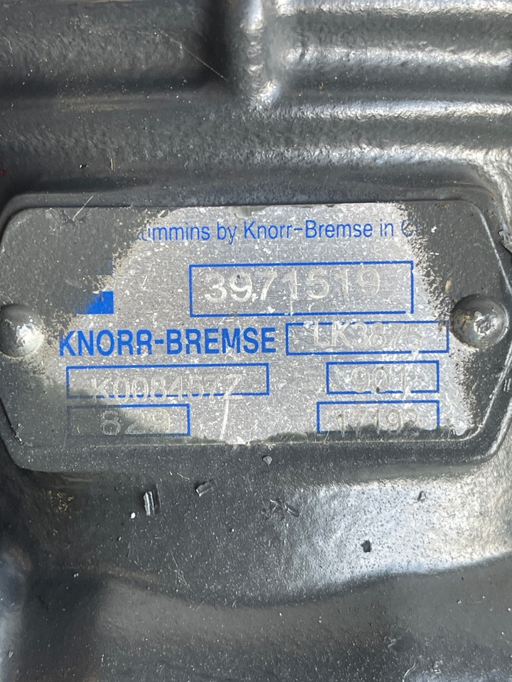 DAF COMPRESSOR 1409441 - Двигатель и запчасти для Грузовиков: фото 2 DAF COMPRESSOR 1409441 - Двигатель и запчасти для Грузовиков: фото 2