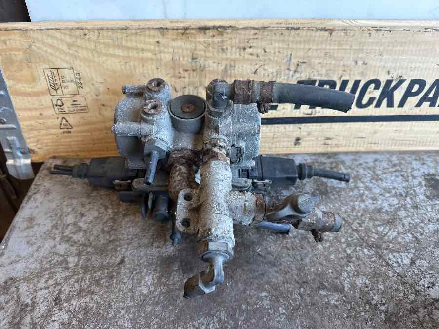 DAF VALVE 1519383 - Тормозной клапан для Грузовиков: фото 2 DAF VALVE 1519383 - Тормозной клапан для Грузовиков: фото 2