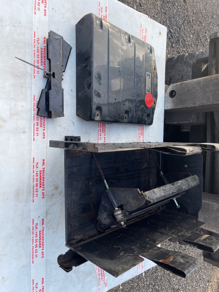 MAN BATTERI KASSE - Рама/ Шасси для Грузовиков: фото 1 MAN BATTERI KASSE - Рама/ Шасси для Грузовиков: фото 1