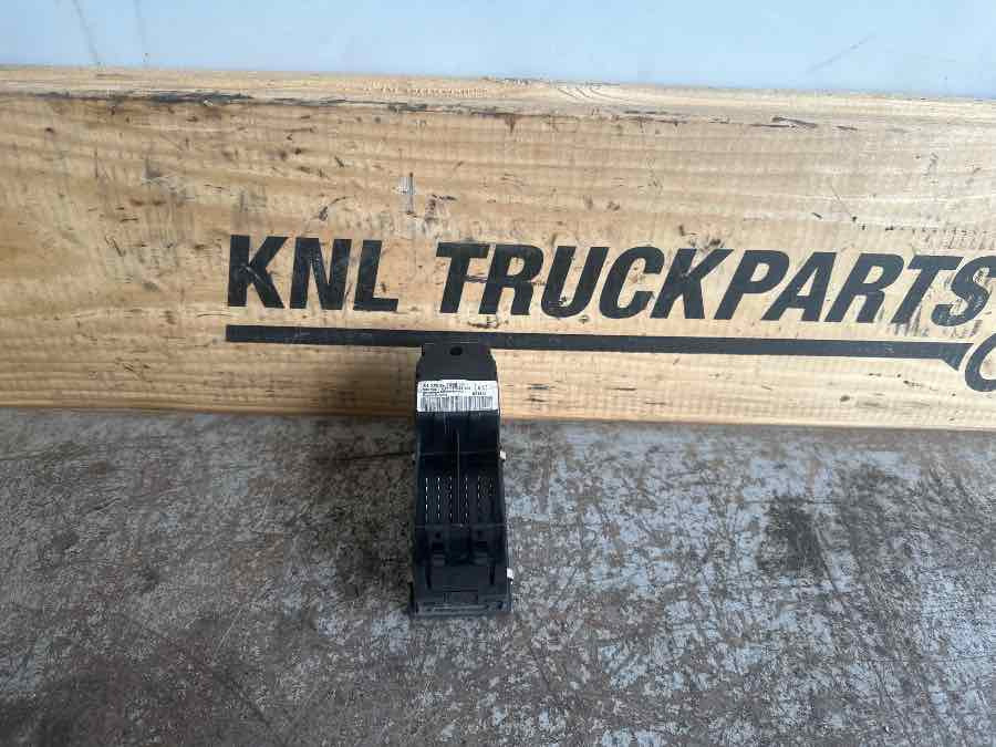 MAN DOOR MODULE 81.25806-7098 - Электрическая система для Грузовиков: фото 2 MAN DOOR MODULE 81.25806-7098 - Электрическая система для Грузовиков: фото 2