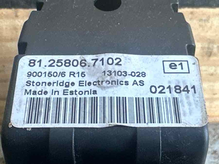 MAN DOOR MODULE 81.25806-7102 - Электрическая система для Грузовиков: фото 2 MAN DOOR MODULE 81.25806-7102 - Электрическая система для Грузовиков: фото 2