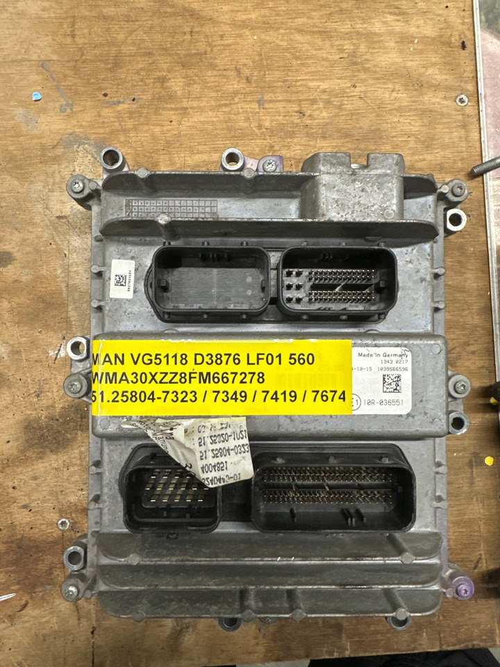 MAN ENGINE ECU 51.25804-7323 - Блок управления для Грузовиков: фото 1 MAN ENGINE ECU 51.25804-7323 - Блок управления для Грузовиков: фото 1