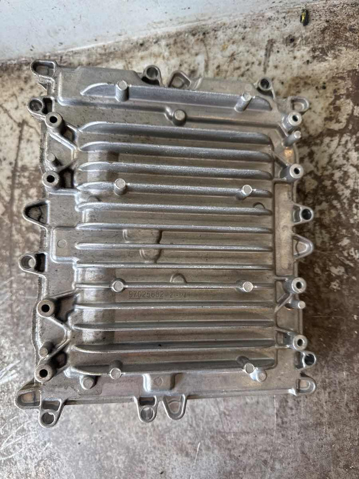 MAN ENGINE ECU 51.25834-7750 - Электрическая система для Грузовиков: фото 3 MAN ENGINE ECU 51.25834-7750 - Электрическая система для Грузовиков: фото 3