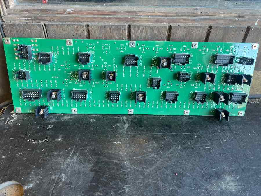 MERCEDES ELECTRIC SWITCH PANEL A0055463340 - Электрическая система для Автобусов: фото 1 MERCEDES ELECTRIC SWITCH PANEL A0055463340 - Электрическая система для Автобусов: фото 1