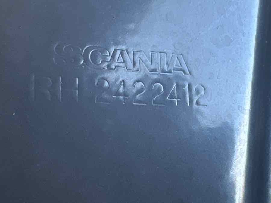 SCANIA STEP PLATE RH 2422410 2422412 2533168 - Кабина и интерьер для Грузовиков: фото 3 SCANIA STEP PLATE RH 2422410 2422412 2533168 - Кабина и интерьер для Грузовиков: фото 3