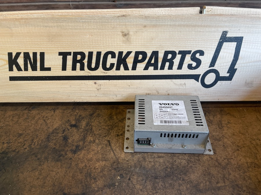 VOLVO ECU TRANSFORMER 20455097 - Электрическая система для Грузовиков: фото 1 VOLVO ECU TRANSFORMER 20455097 - Электрическая система для Грузовиков: фото 1