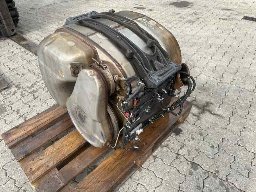 VOLVO EXHAUST 23046481 - Глушитель/ Выхлопная система для Грузовиков: фото 2 VOLVO EXHAUST 23046481 - Глушитель/ Выхлопная система для Грузовиков: фото 2