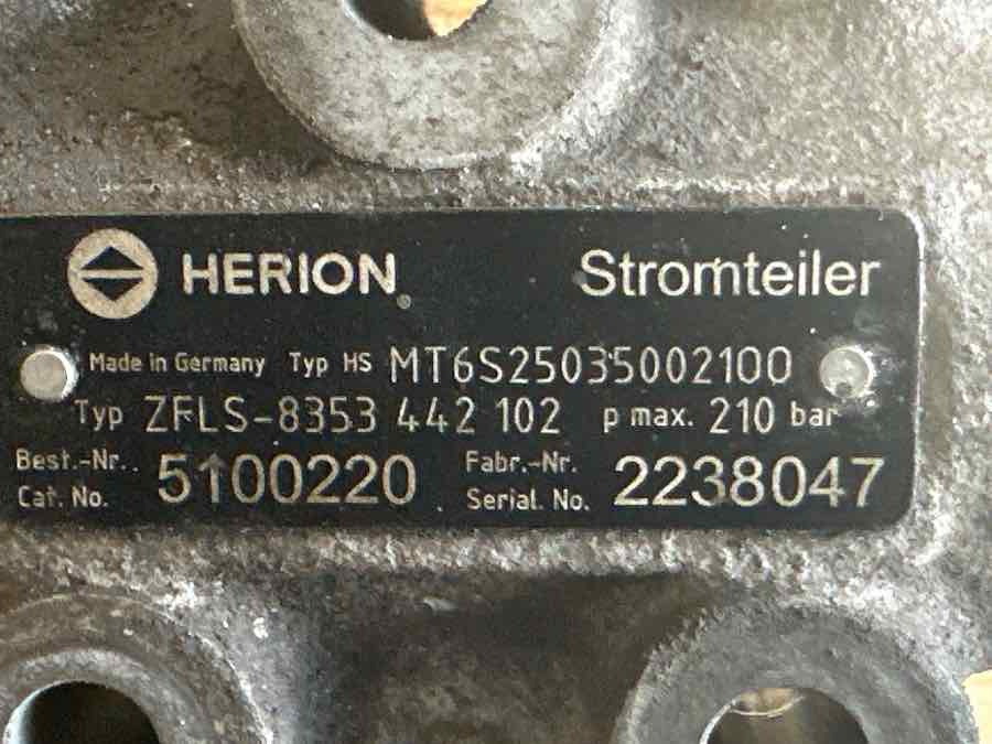 VOLVO STEERING VALVE 20757513 - Тормозной клапан для Грузовиков: фото 3 VOLVO STEERING VALVE 20757513 - Тормозной клапан для Грузовиков: фото 3